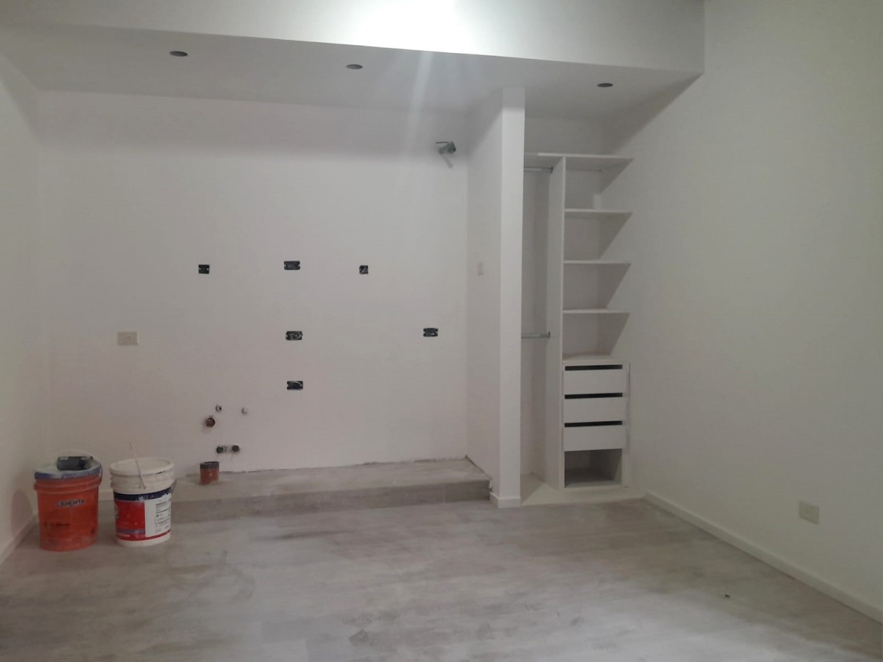 JUFRE 300, Venta, Impec depto 1 AMB Planta Baja Apto Prof. Vivienda. A ESTRENAR, ENTREGA INMEDIATA EDIFICIO CATEGORIA; TERRAZA, SOLARIUM SUM, PARILLA, LAUNDRY, VESTUARIO