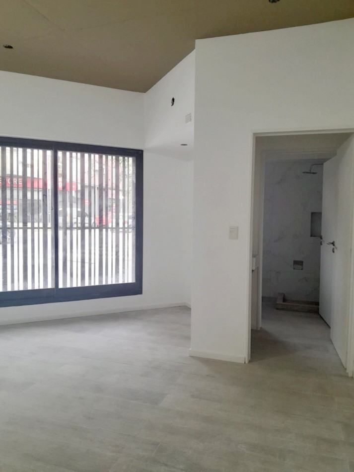 JUFRE 300, Venta, Impec depto 1 AMB Planta Baja Apto Prof. Vivienda. A ESTRENAR, ENTREGA INMEDIATA EDIFICIO CATEGORIA; TERRAZA, SOLARIUM SUM, PARILLA, LAUNDRY, VESTUARIO