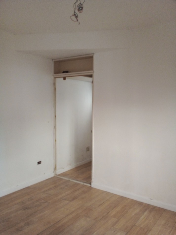 PERON 4100, VENTA 2 AMB A NUEVO