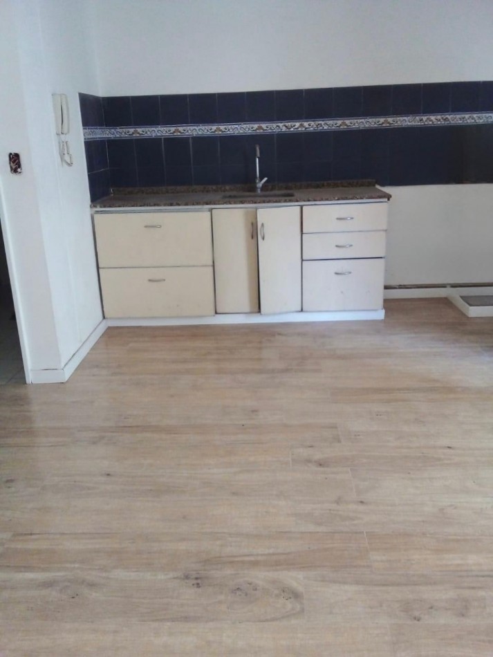 PERON 4100, Venta 2 AMB Apto Prof