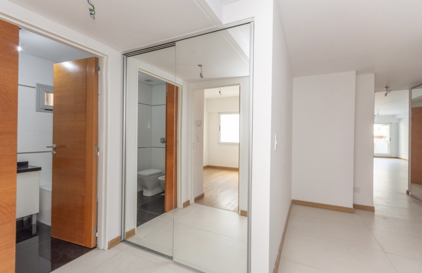 BILLINGHURST 1500, VENTA PISO DE CUATRO AMBIENTES CON DEPENDENCIA