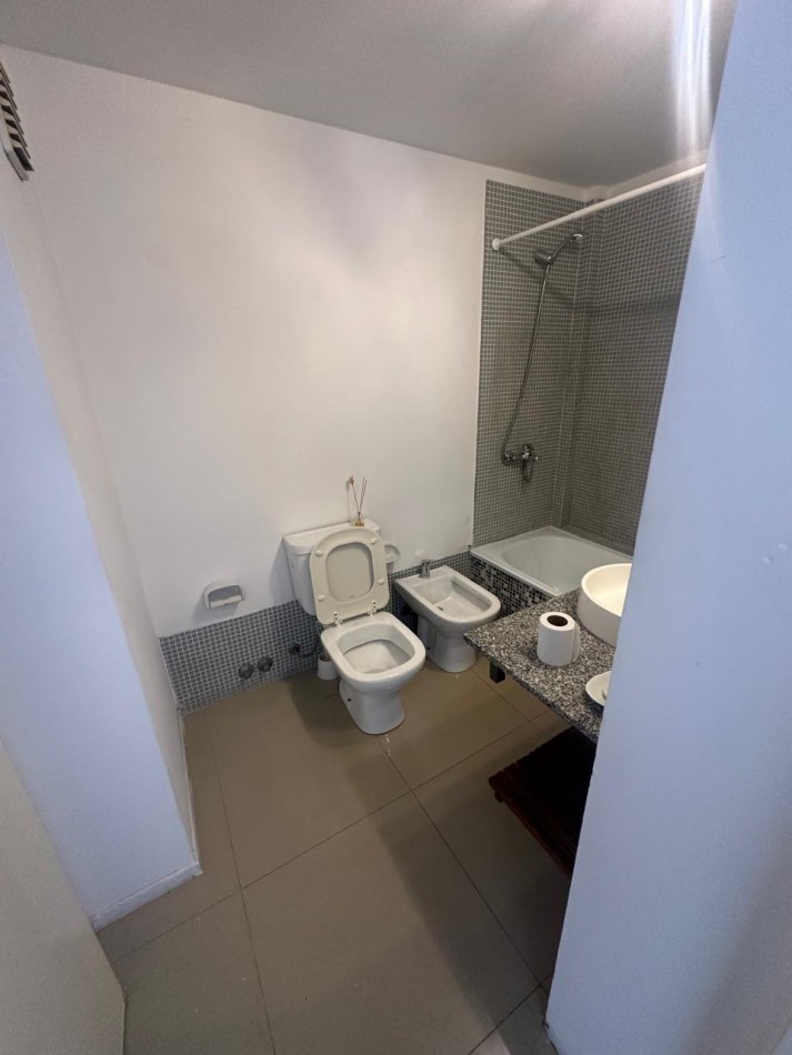 THAMES 600, ALQUILER MONOAMBIENTE EN V. CRESPO