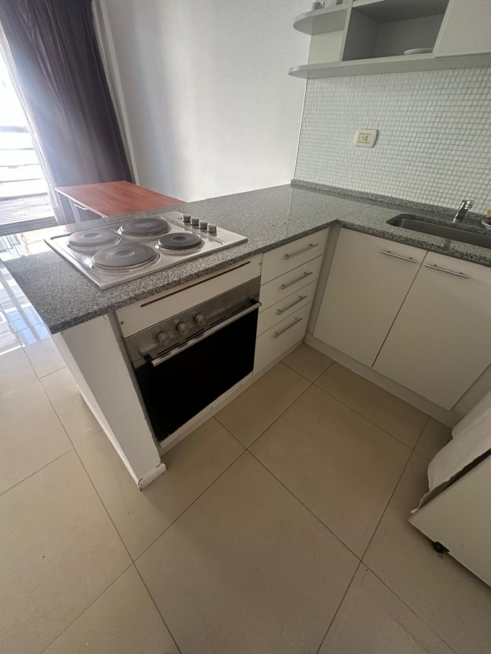THAMES 600, ALQUILER MONOAMBIENTE EN V. CRESPO