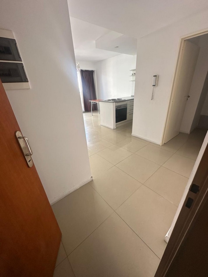 THAMES 600, ALQUILER MONOAMBIENTE EN V. CRESPO