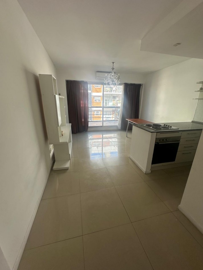 THAMES 600, ALQUILER MONOAMBIENTE EN V. CRESPO