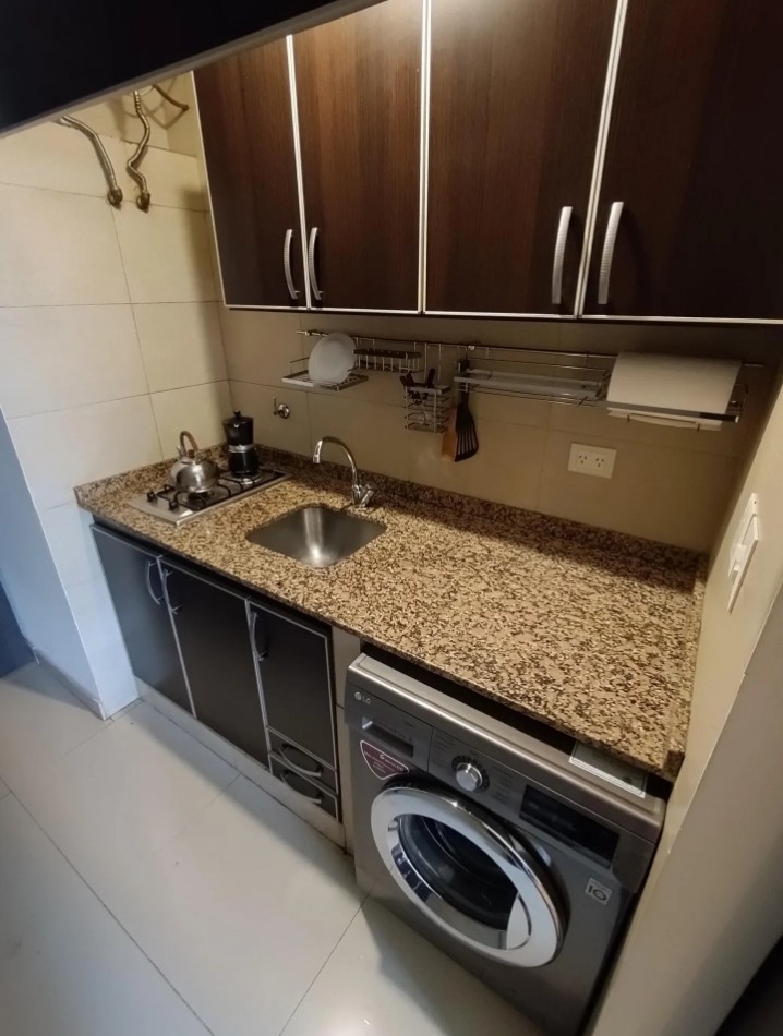 Carlos Pellegrini 1100, Venta 1 AMB y MEDIO DIVISIBLE. Entre Av Santa Fe y M.T.de Alvear 
