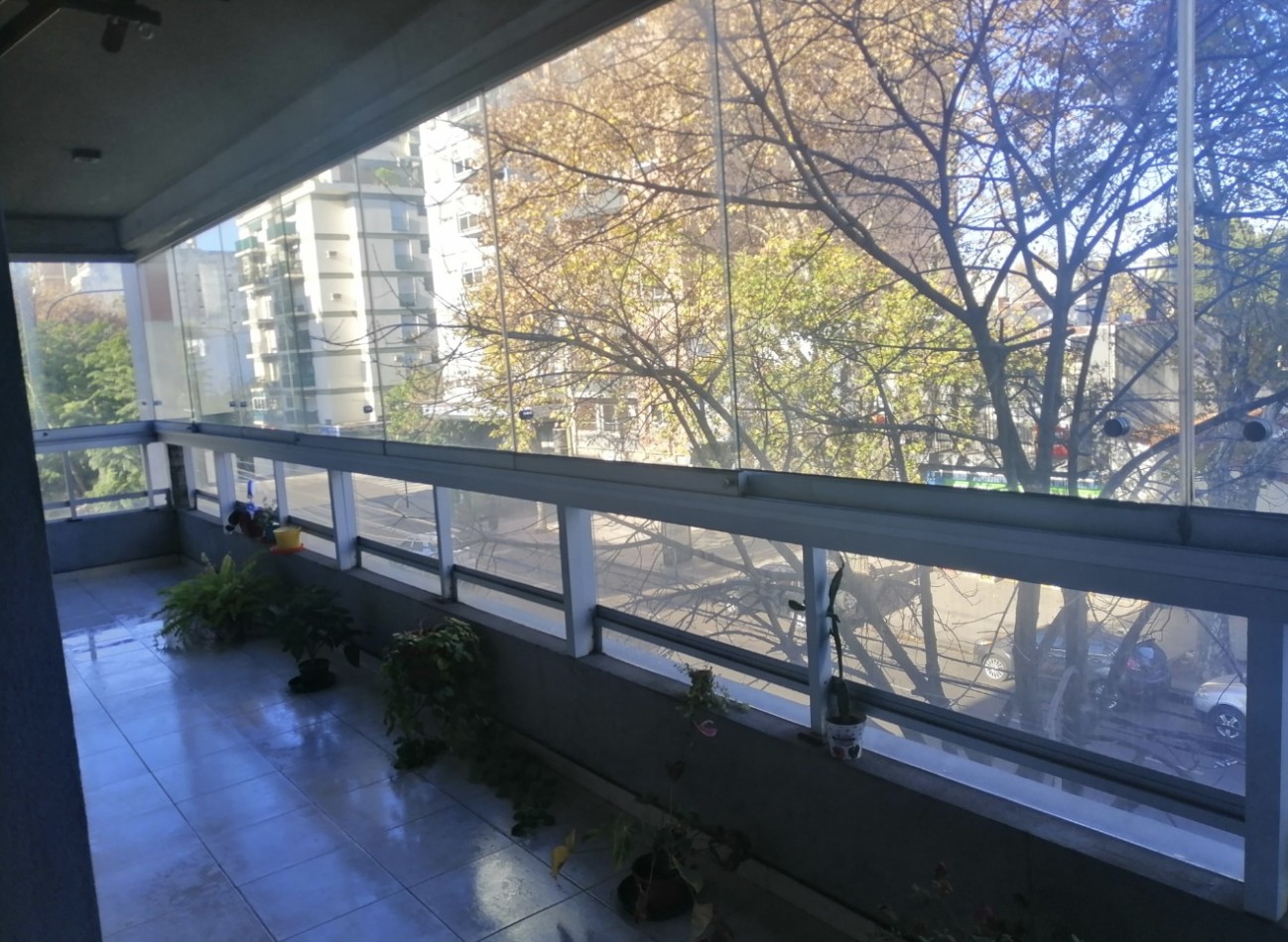 AV. BEIRO 4500, VENTA DEPARTAMENTO DE CUATRO AMBIENTES CON DEPENDENCIA