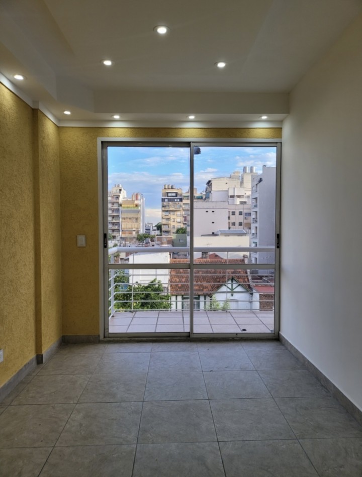 AV. MOSCONI 2200, VENTA DEPARTAMENTO DE DOS AMBIENTES