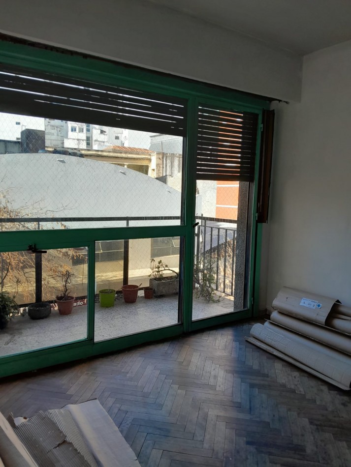 MARIO BRAVO 100, VENTA DEPARTAMENTO DE CUATRO AMBIENTES