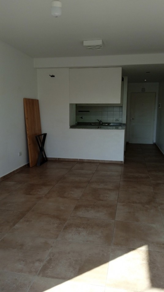 ARANGUREN 1800, VENTA DEPARTAMENTO DE UN AMBIENTE 