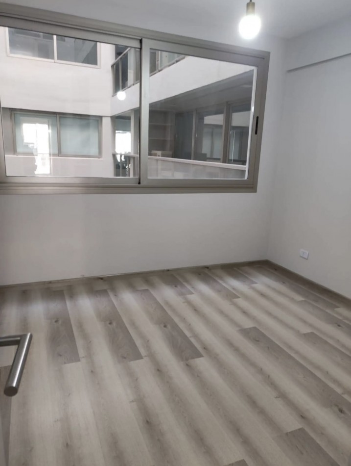 AV. DEL LIBERTADOR 5700, VENTA DEPARTAMENTO DE CUATRO AMBIENTES CON DEPENDENCIA DE SERVICIO