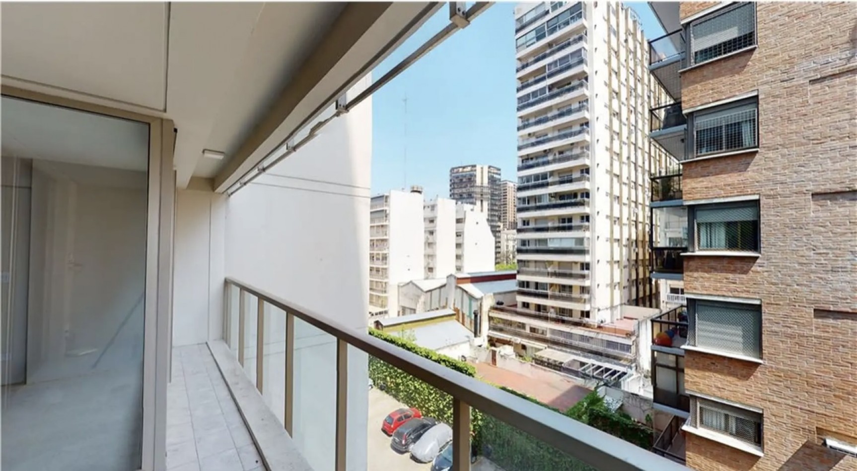 AV. DEL LIBERTADOR 5700, VENTA DEPARTAMENTO DE CUATRO AMBIENTES CON DEPENDENCIA DE SERVICIO