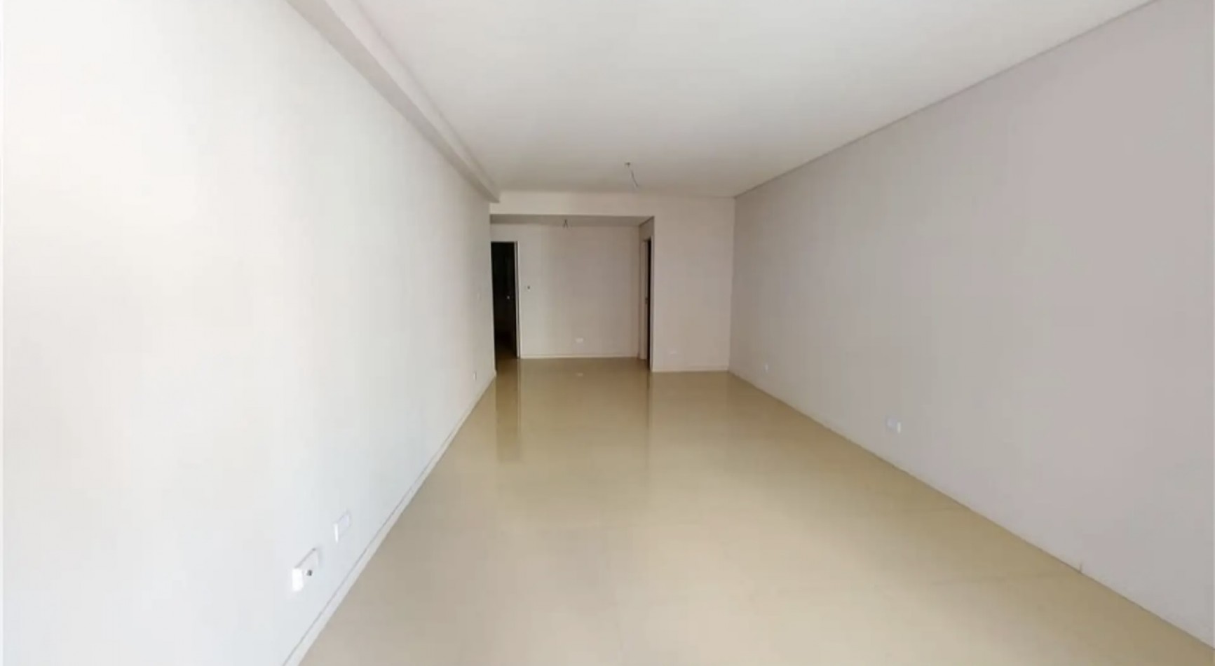 AV. DEL LIBERTADOR 5700, VENTA DEPARTAMENTO DE CUATRO AMBIENTES CON DEPENDENCIA DE SERVICIO