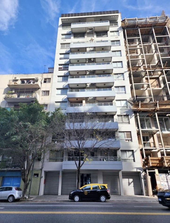 AV. BALBIN 2600, VENTA DEPARTAMENTO DE DOS AMBIENTES CON COCHERA