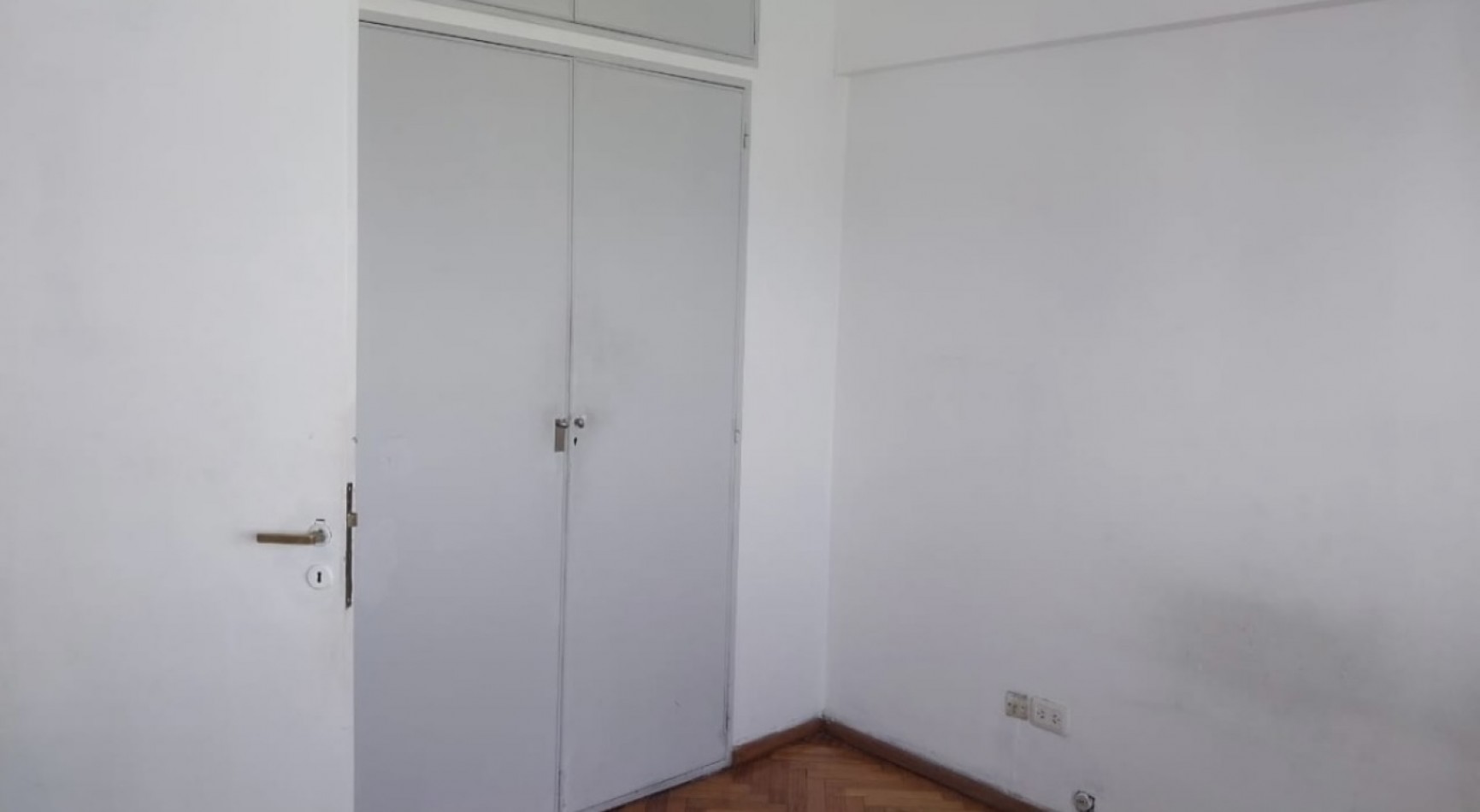 CHARCAS 3100, VENTA DEPARTAMENTO DE TRES AMBIENTES