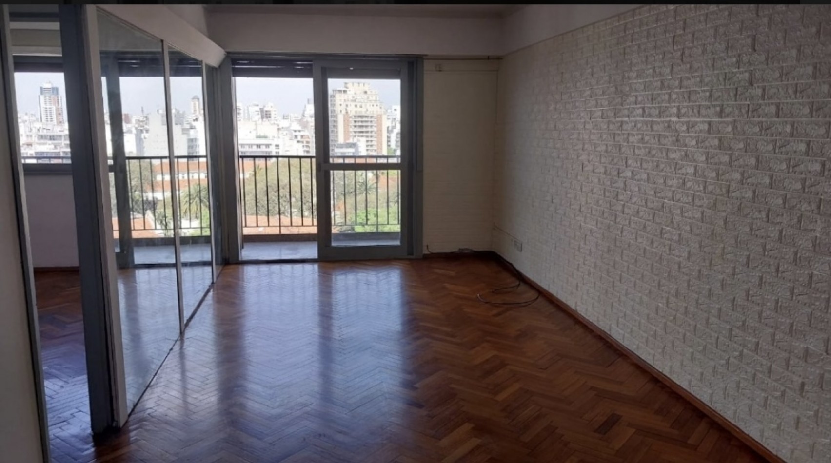 CHARCAS 3100, VENTA DEPARTAMENTO DE TRES AMBIENTES