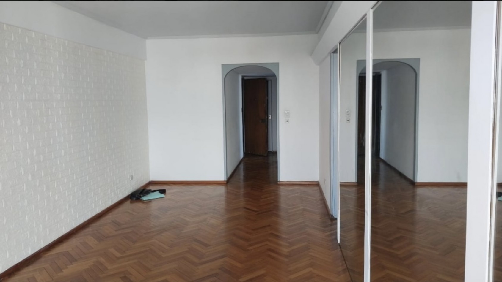 CHARCAS 3100, VENTA DEPARTAMENTO DE TRES AMBIENTES