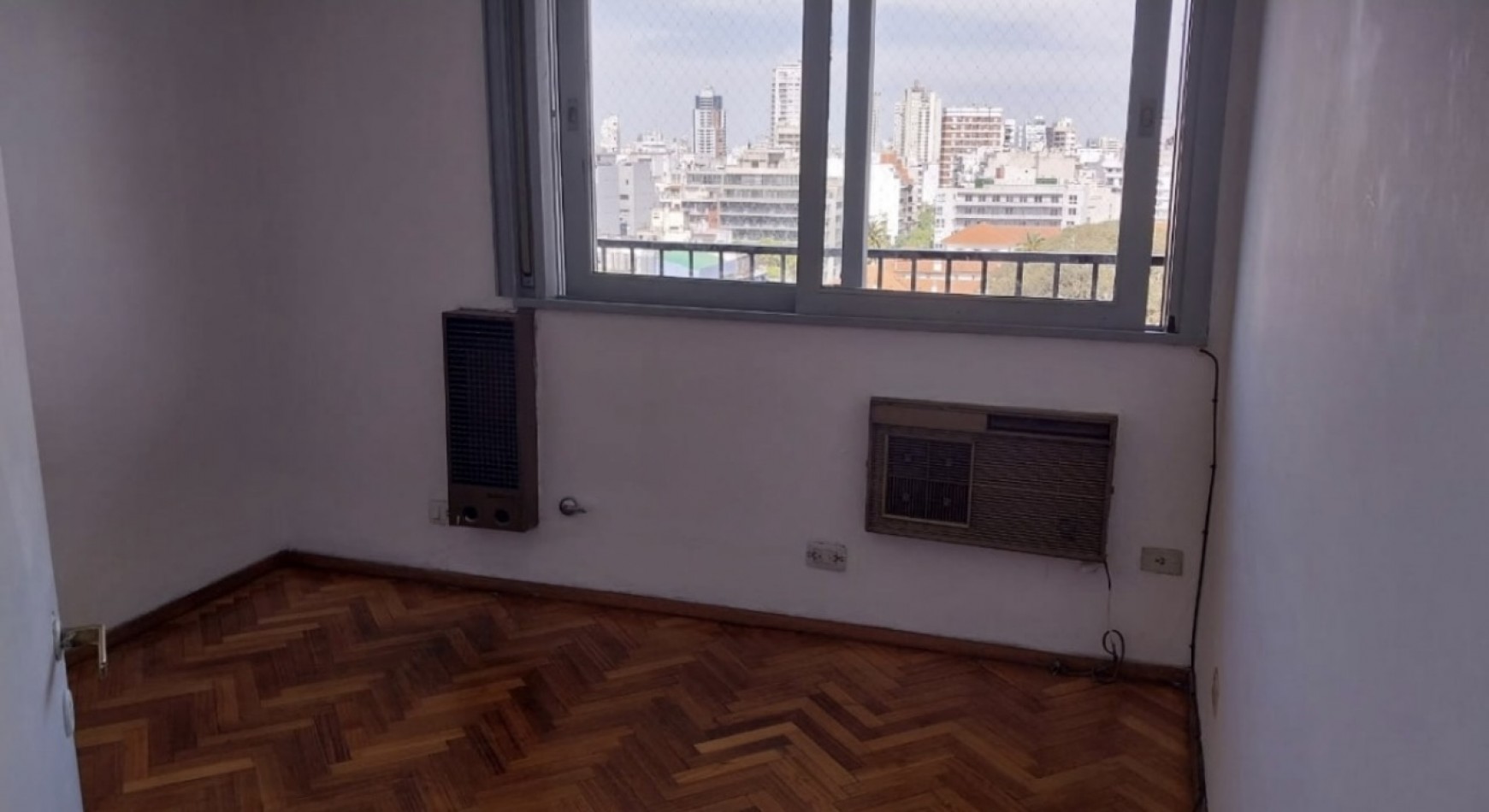 CHARCAS 3100, VENTA DEPARTAMENTO DE TRES AMBIENTES