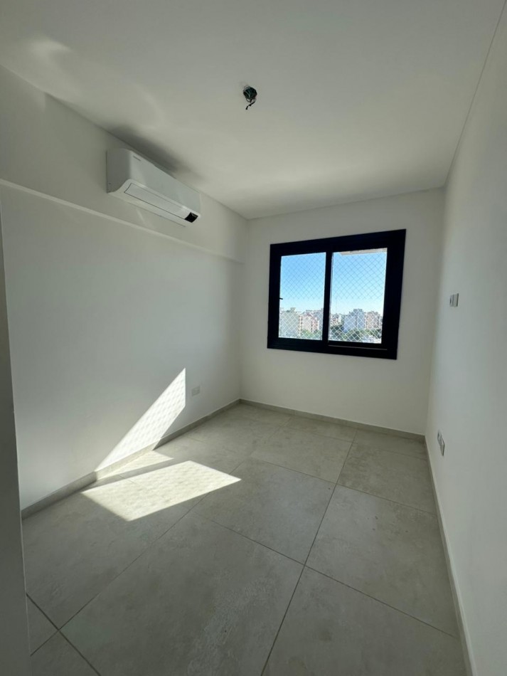 AV. NAZCA 4600, VENTA SEMI-PISO TRES AMBIENTES CON DOS BAÑOS