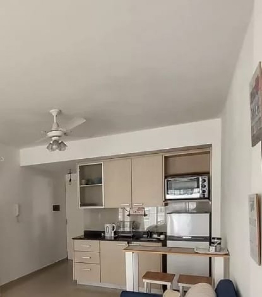 AV. PUEYRREDON 900, VENTA DEPARTAMENTO DE UN AMBIENTE