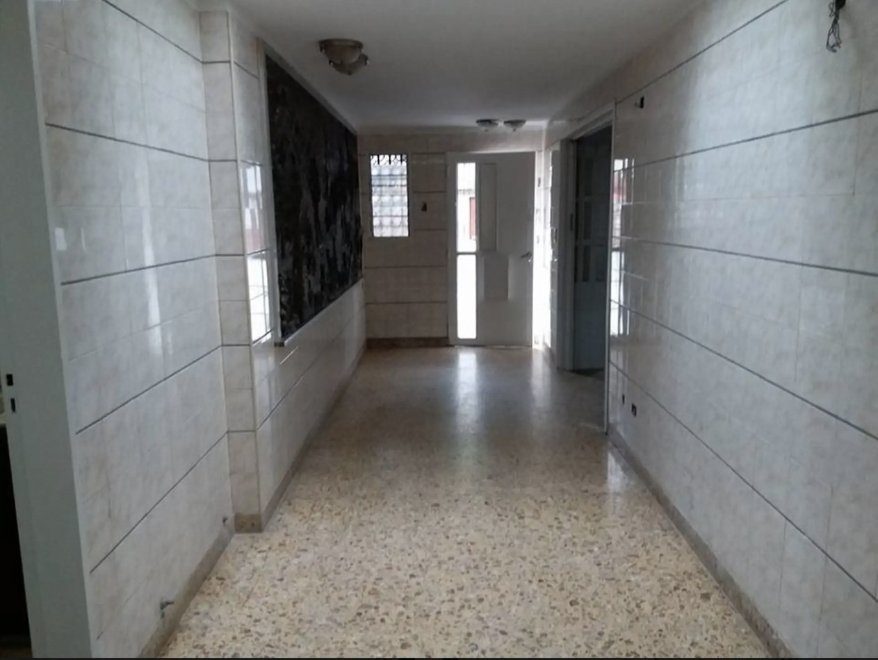 SAN BLAS 4600, VENTA CASA LOTE PROPIO DE CUATRO AMBIENTES