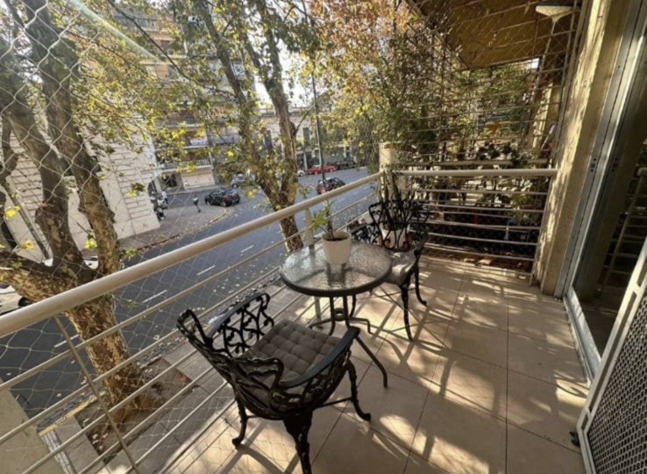 AV. AVELLANEDA 800, VENTA DEPARTAMENTO DE DOS AMBIENTES CON COCHERA