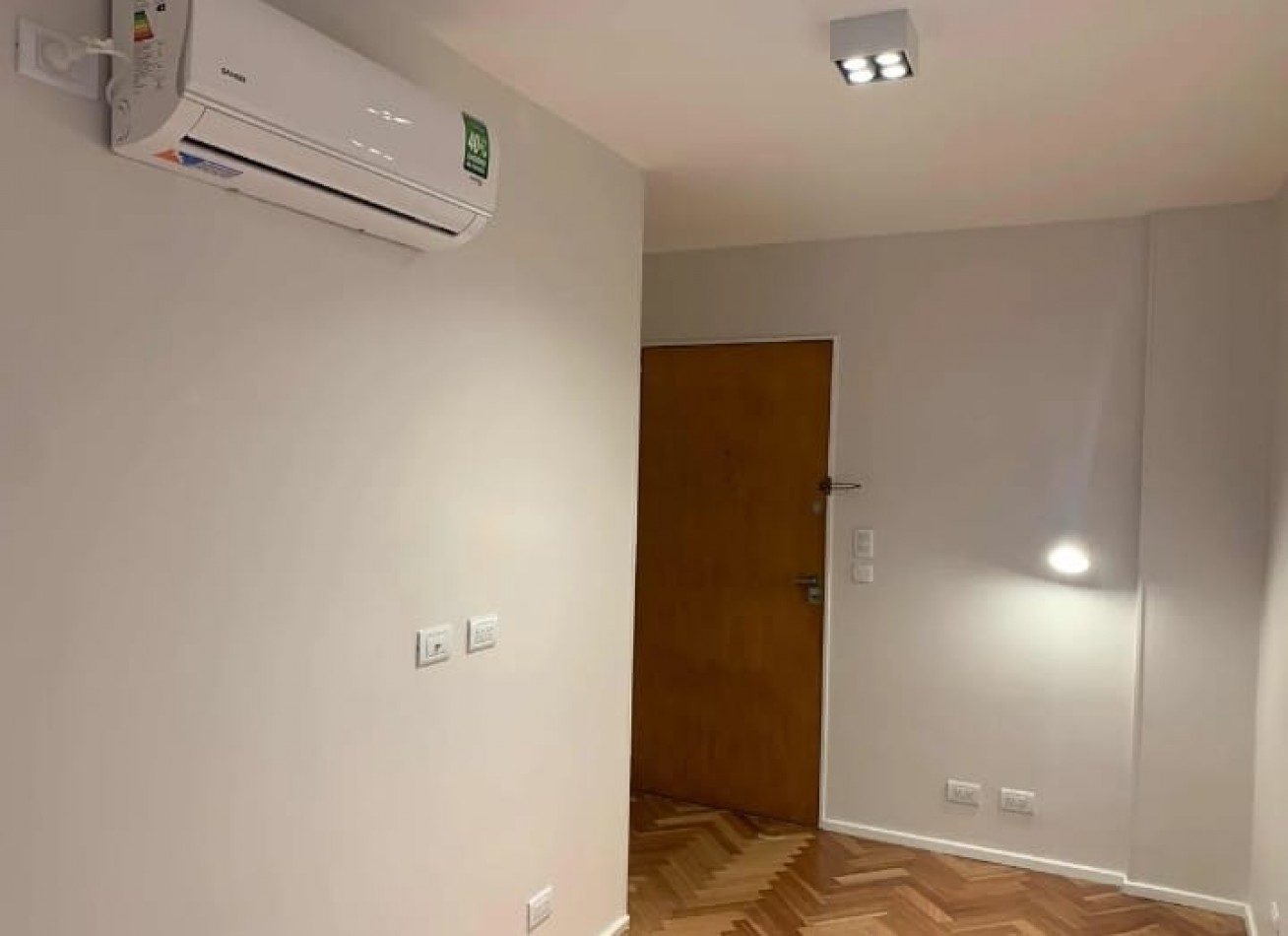 Av Corrientes 3300, Venta, Impecable depto 2 amb COMPLETAMENTE RECICLADO A NUEVO,  LISTO PARA INGRESAR