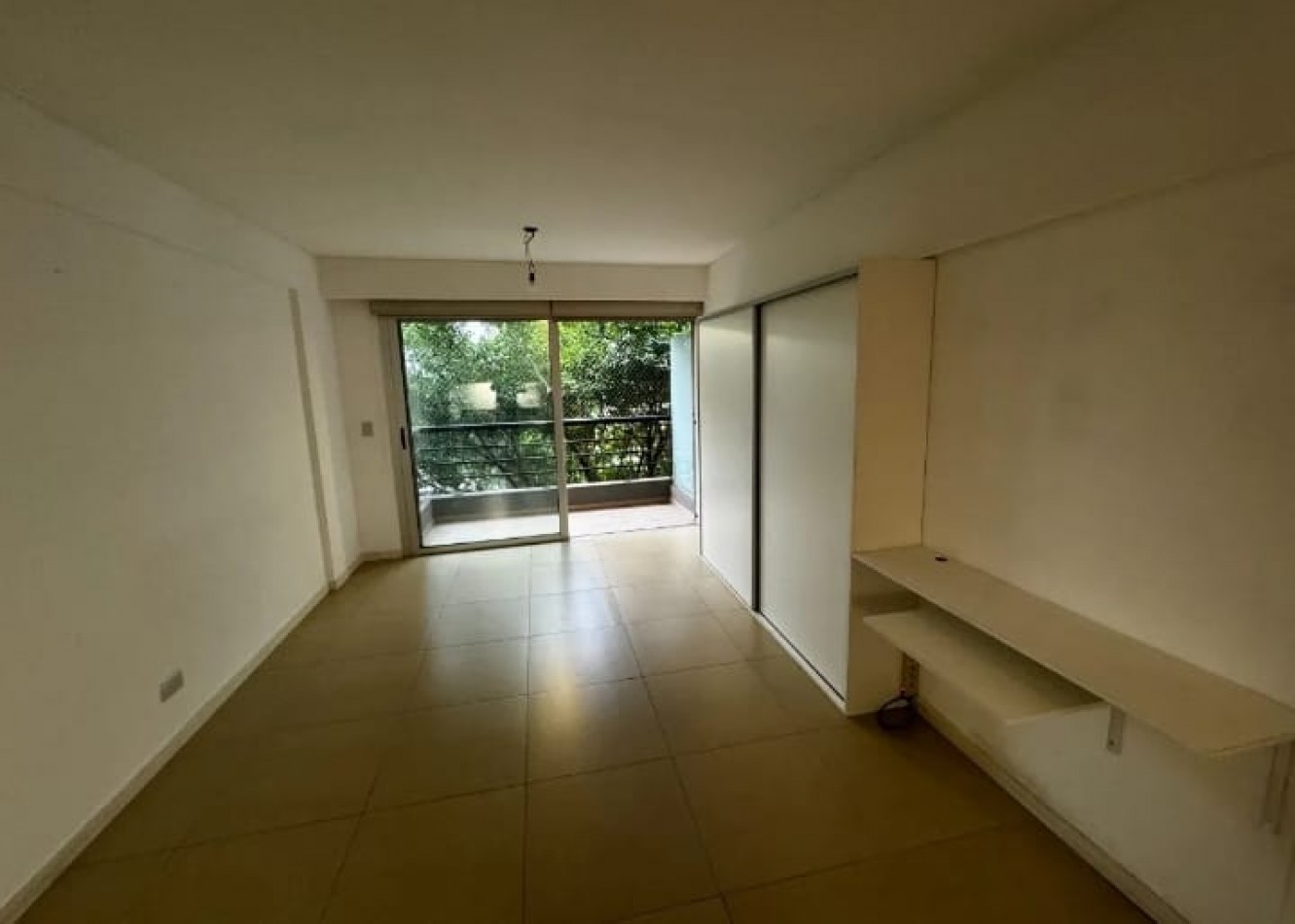 RUIZ HUIDOBRO 4600. Venta, Excelente depto 1 amb al frente c/AMPLIO BALCON EDIFICIO CATEGORIA , 2 AÑOS DE ANTIGUEDAD, Av Balbin Av Triunvirato, Zona de Muchos  Espacio Verdes