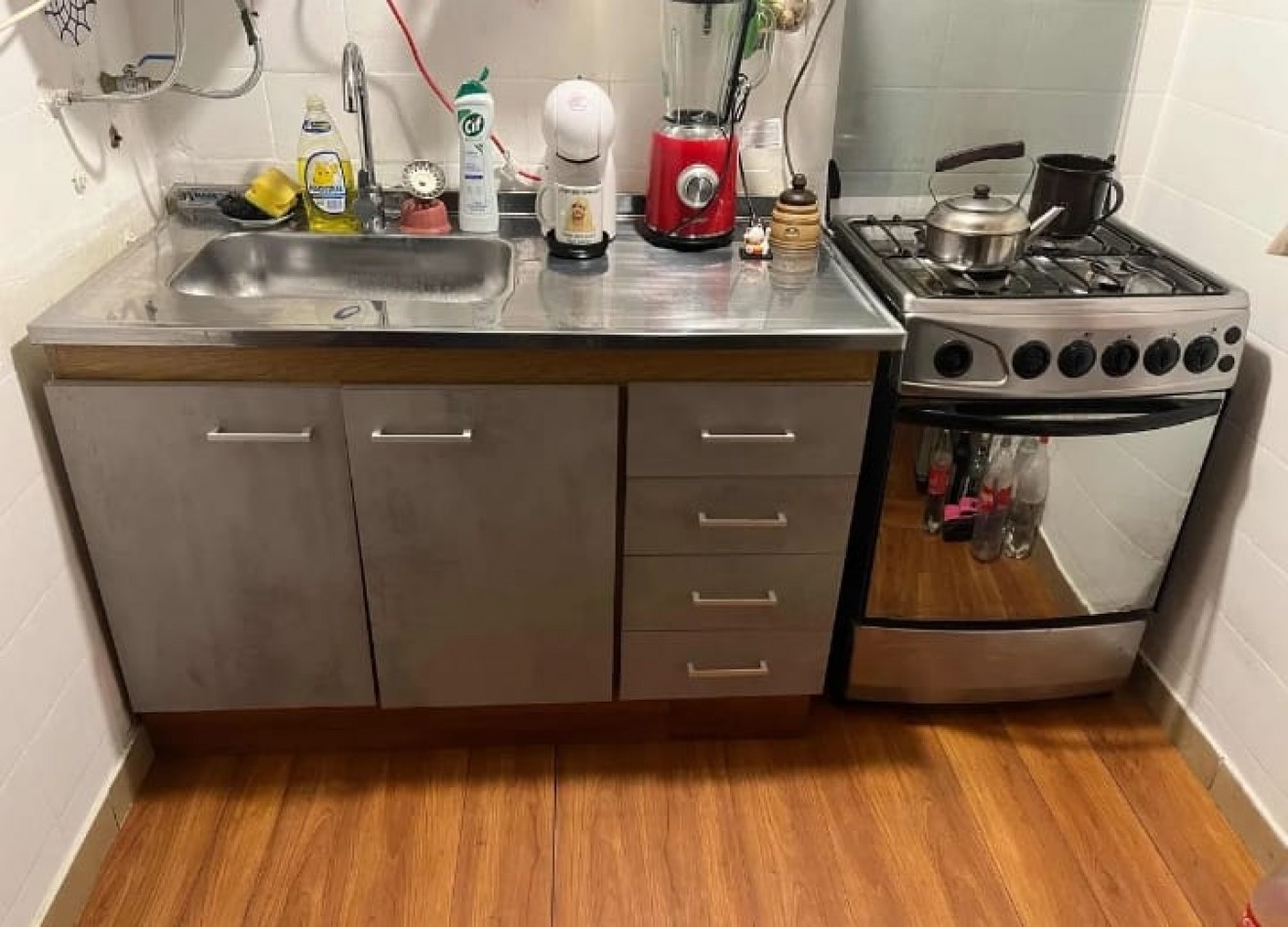 Bme Mitre 1600, Venta  Excepcional depto de 1 AMB PATIO + JARDIN c/PARRILLA + ESPACIO AEREO PROPIO Apto Prof