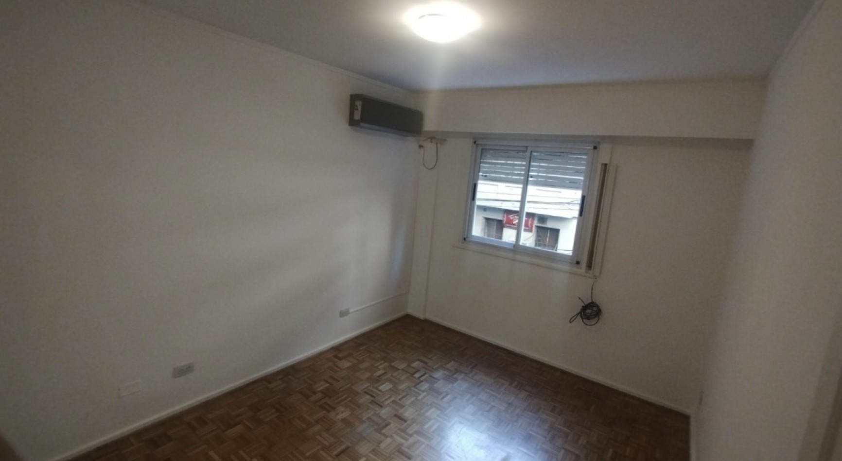 LARREA 1300, VENTA DEPARTAMENTO DE TRES AMBIENTES