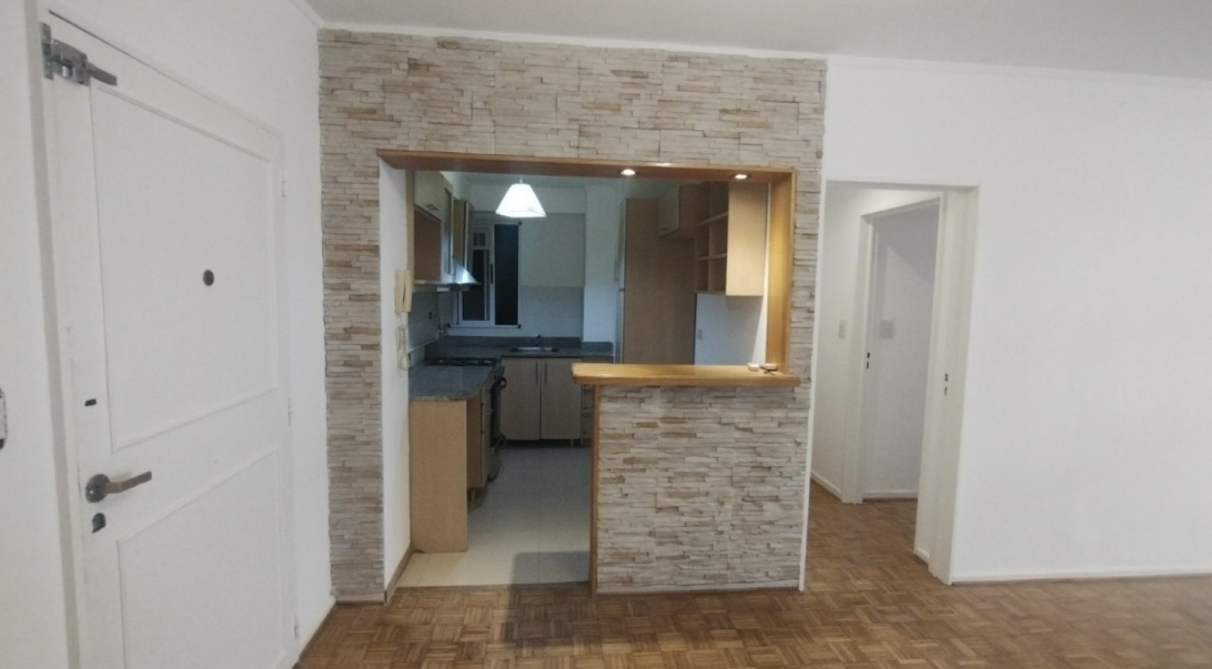 LARREA 1300, VENTA DEPARTAMENTO DE TRES AMBIENTES
