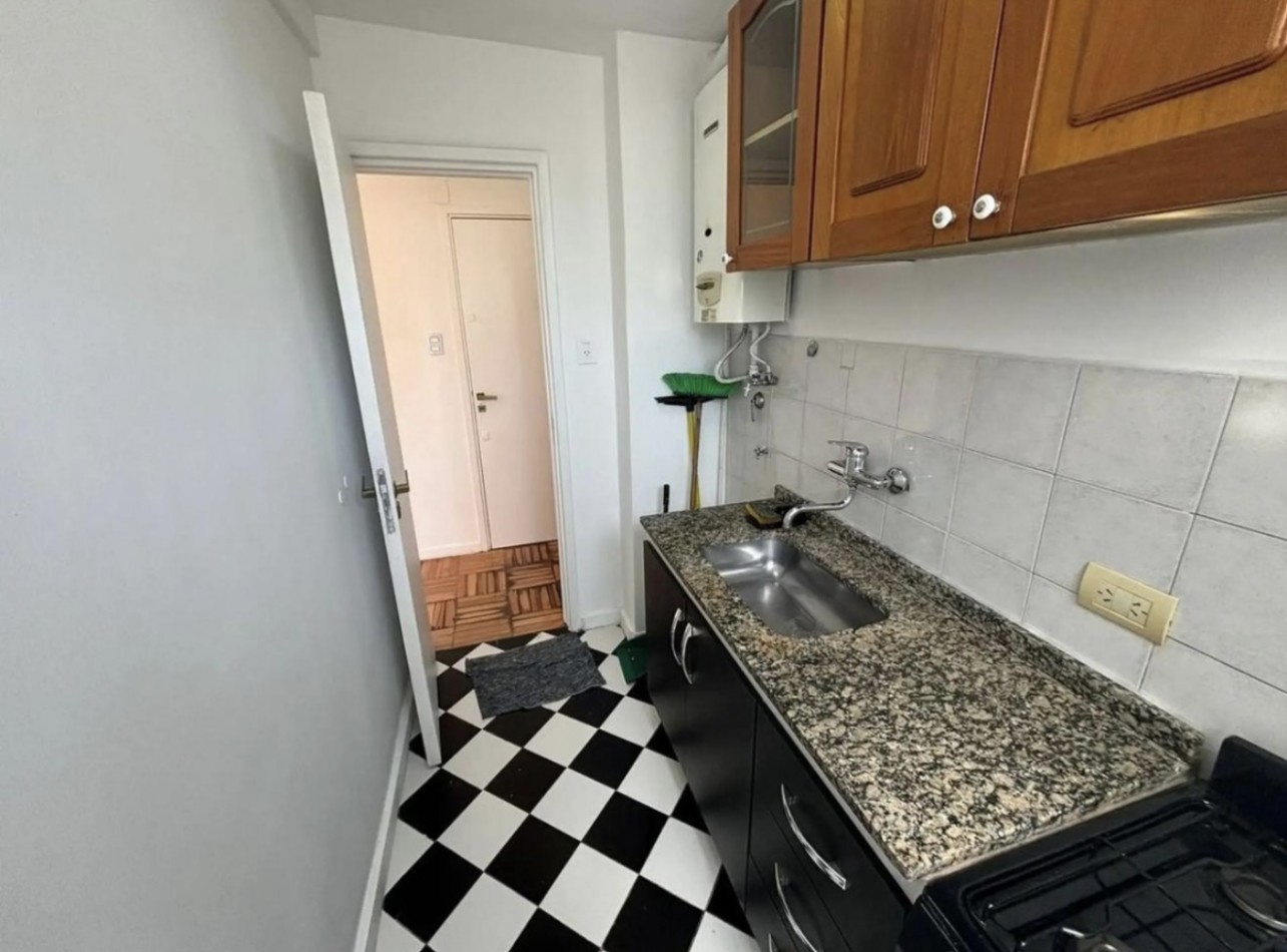 CERRITO 1500, VENTA DEPARTAMENTO DE DOS AMBIENTES