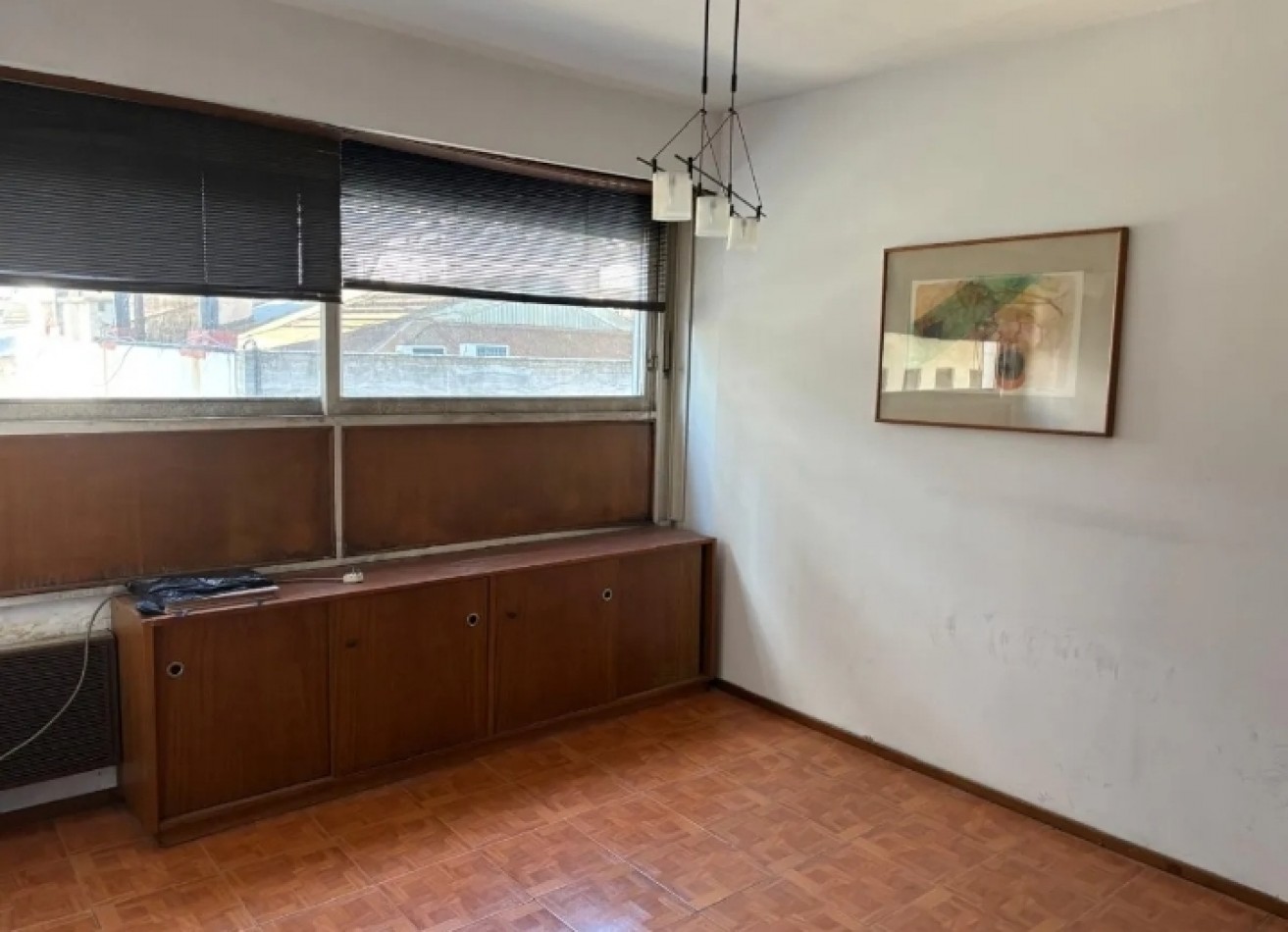 MAIPU 500, VENTA 1 AMB DIVISIBLE APTO PROF/Vvda