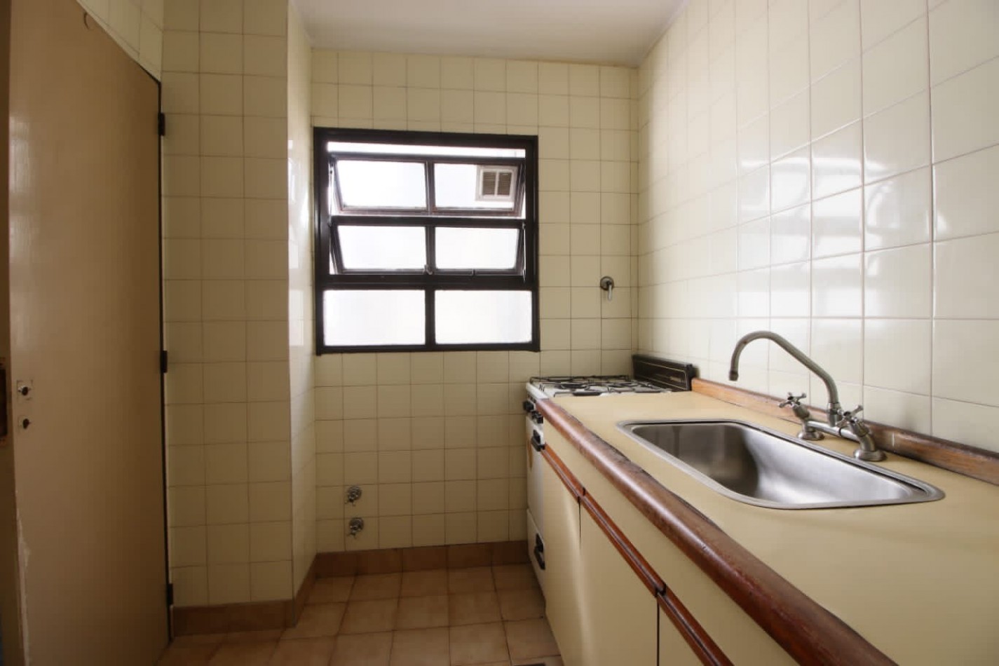 SARMIENTO 1800, Venta 1 AMB DIVISIBLE APTO PROF