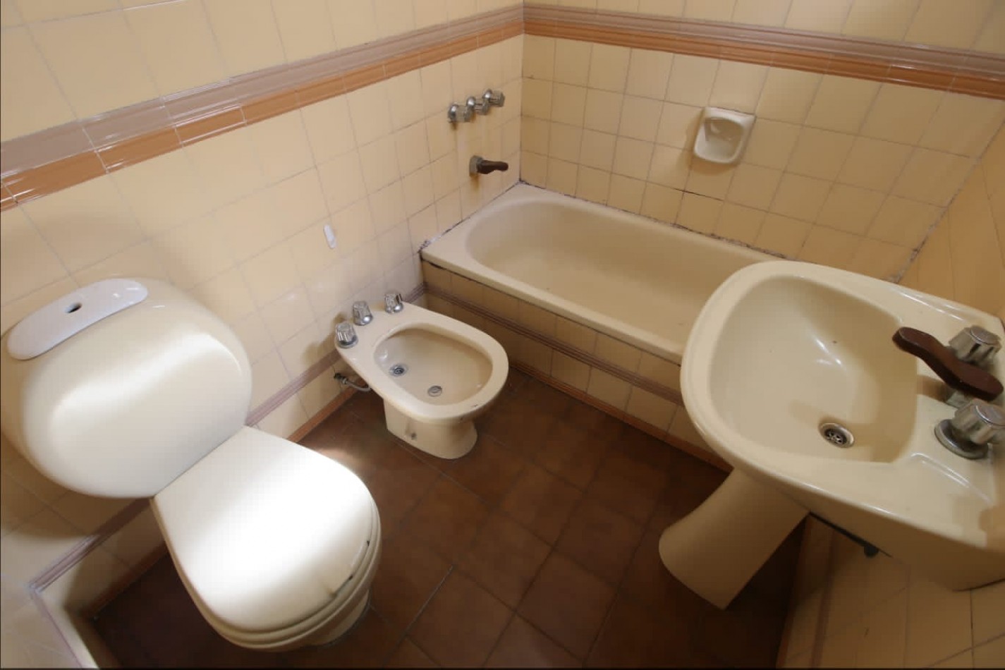 SARMIENTO 1800, Venta 1 AMB DIVISIBLE APTO PROF