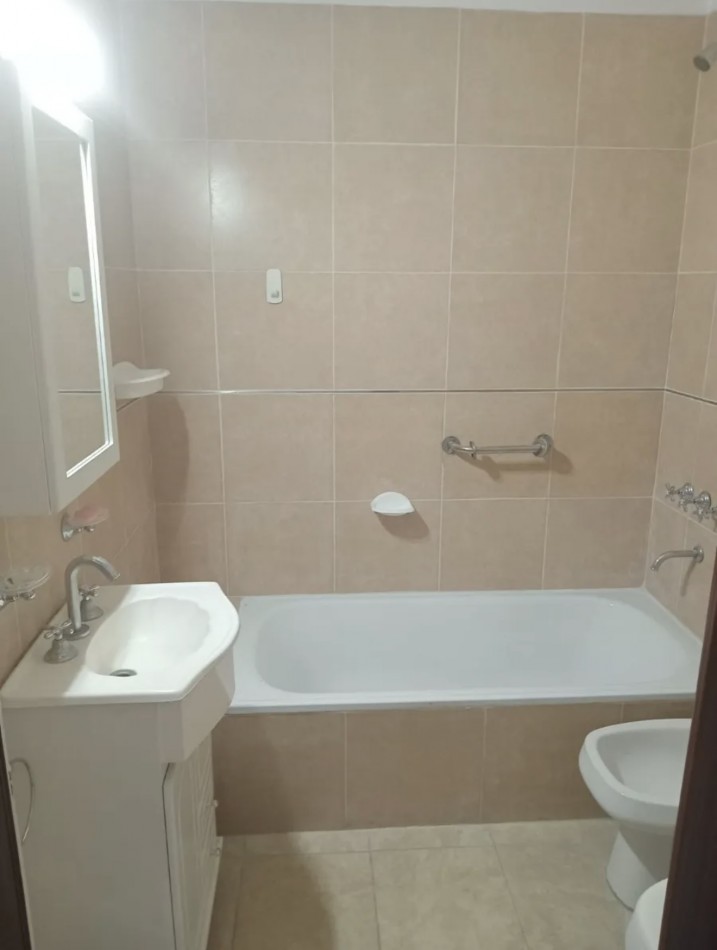 AV. ALBERDI 2700, VENTA DEPARTAMENTO DE DOS AMBIENTES 