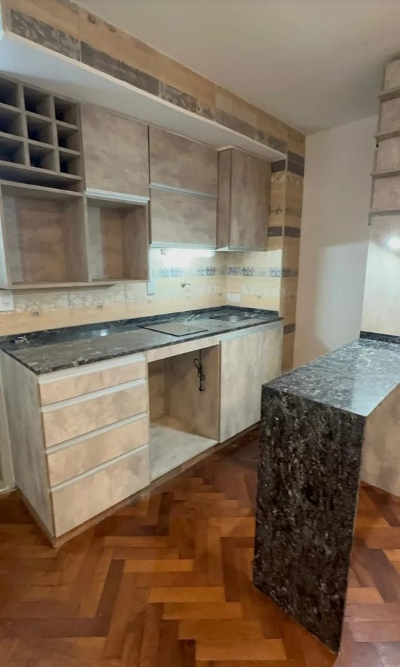 PERON Y AV. CALLAO. VENTA IMPEC DEPTO 1 AMB A NUEVO !!!!