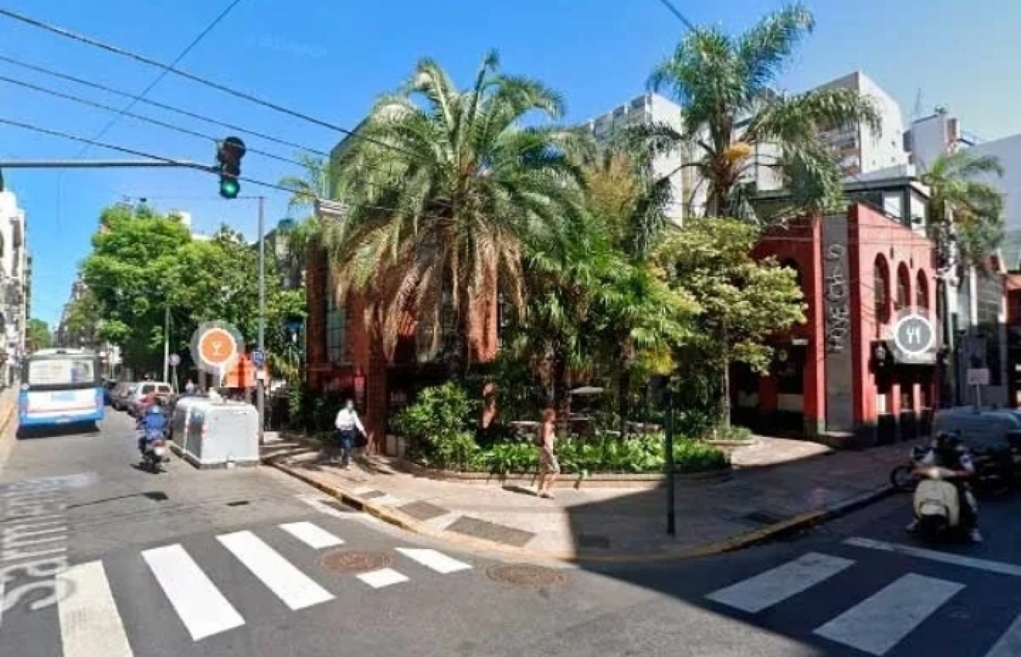 Sarmiento 1500, Venta 1 AMB NUEVO Frente Paseo La Plaza 