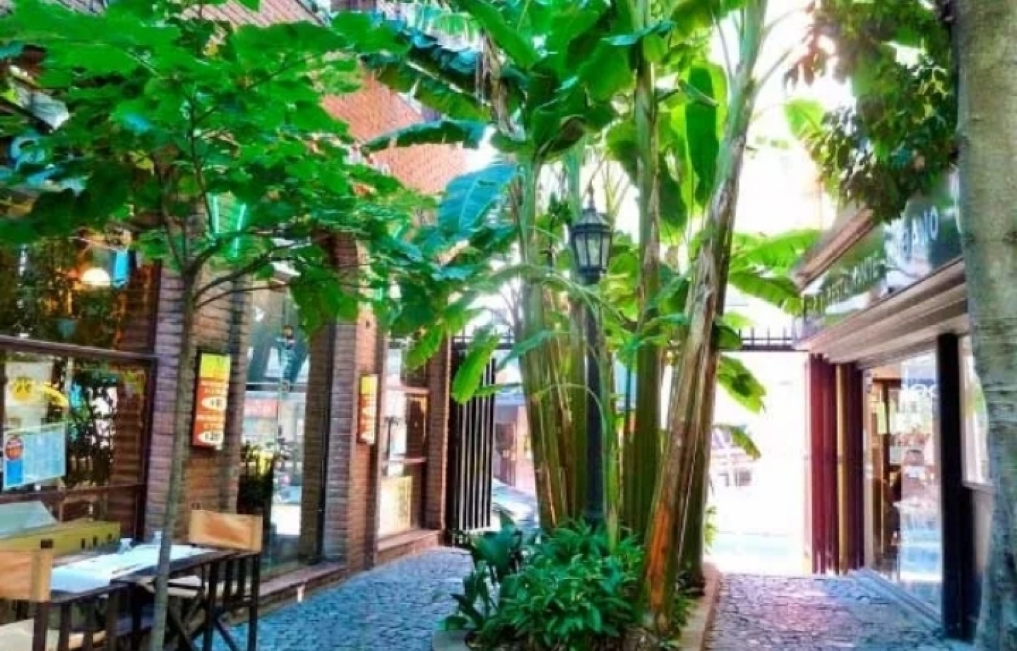 Sarmiento 1500, Venta 1 AMB NUEVO Frente Paseo La Plaza 
