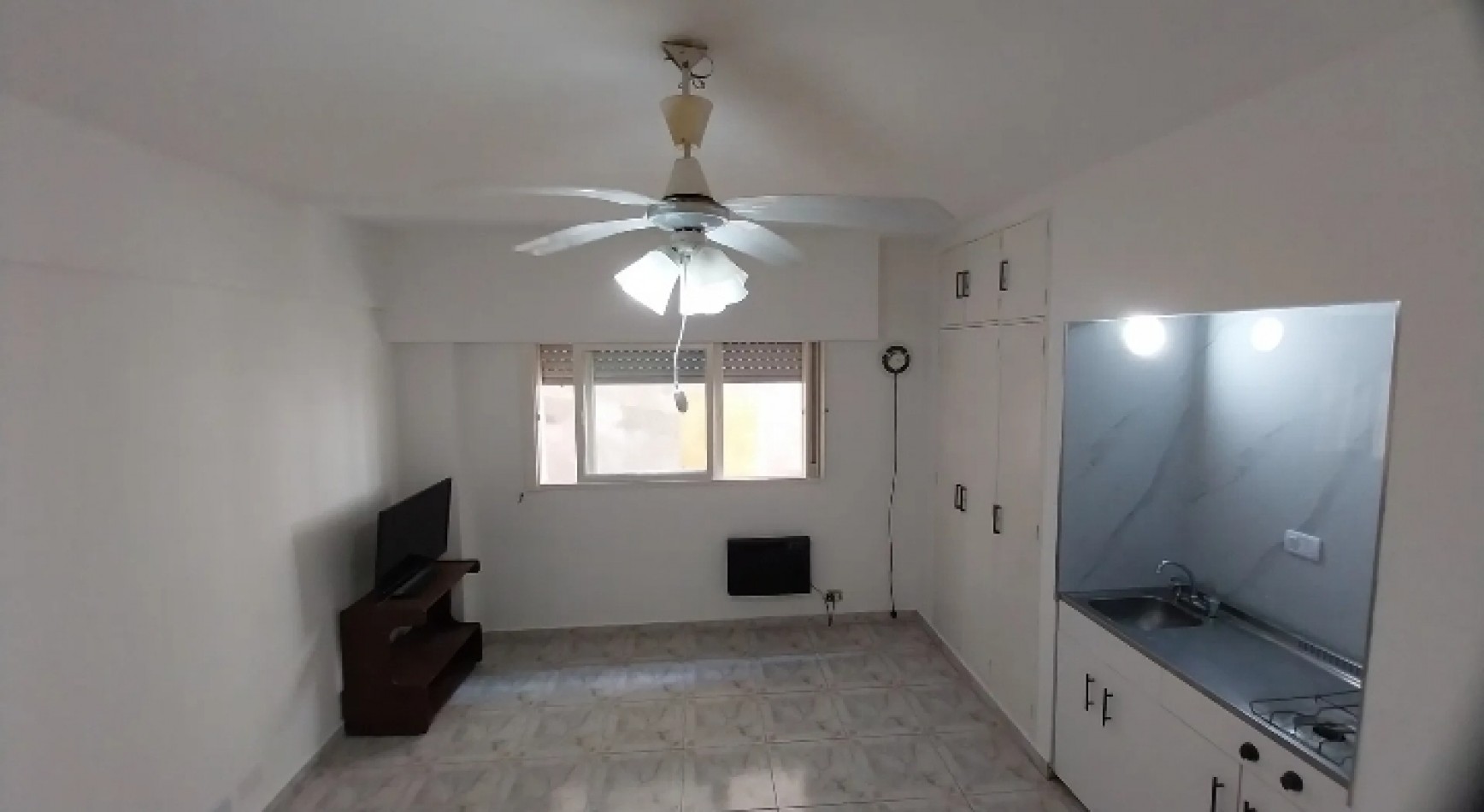 Sarmiento 1500, Venta 1 AMB NUEVO Frente Paseo La Plaza 