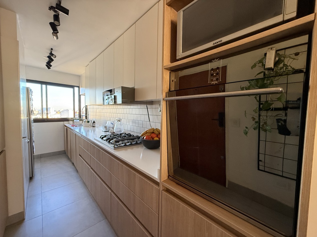 NAVARRO 4400, VENTA PISO DE CUATRO AMBIENTES CON COCHERA Y DEPENDENCIA
