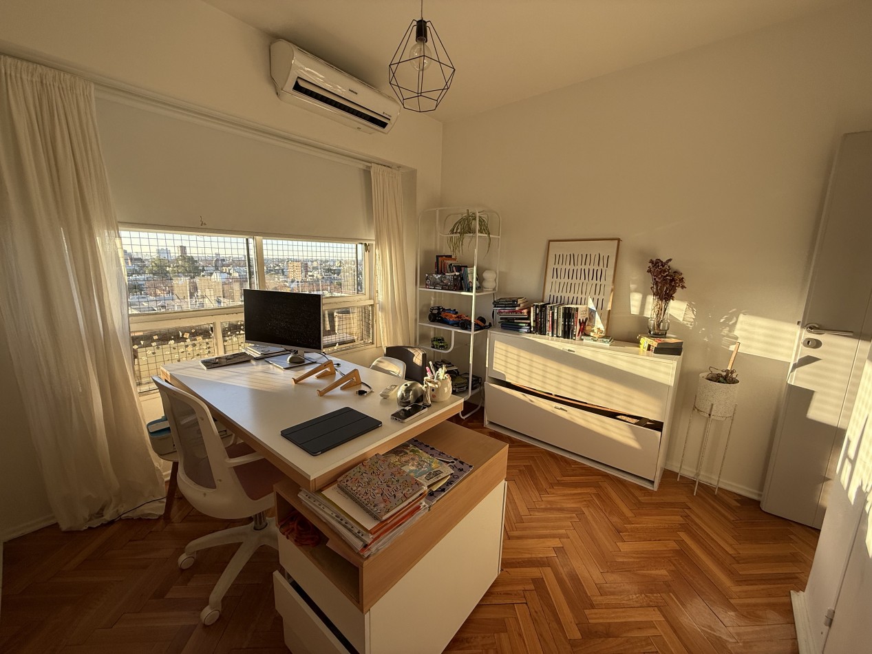 NAVARRO 4400, VENTA PISO DE CUATRO AMBIENTES CON COCHERA Y DEPENDENCIA