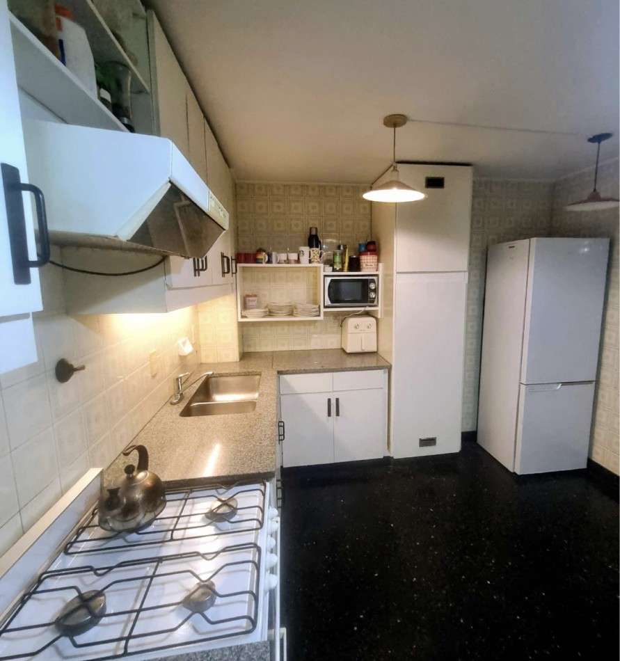 PAUNERO 2700, VENTA PISO DE CUATRO AMBIENTES CON DEP (Estilo)