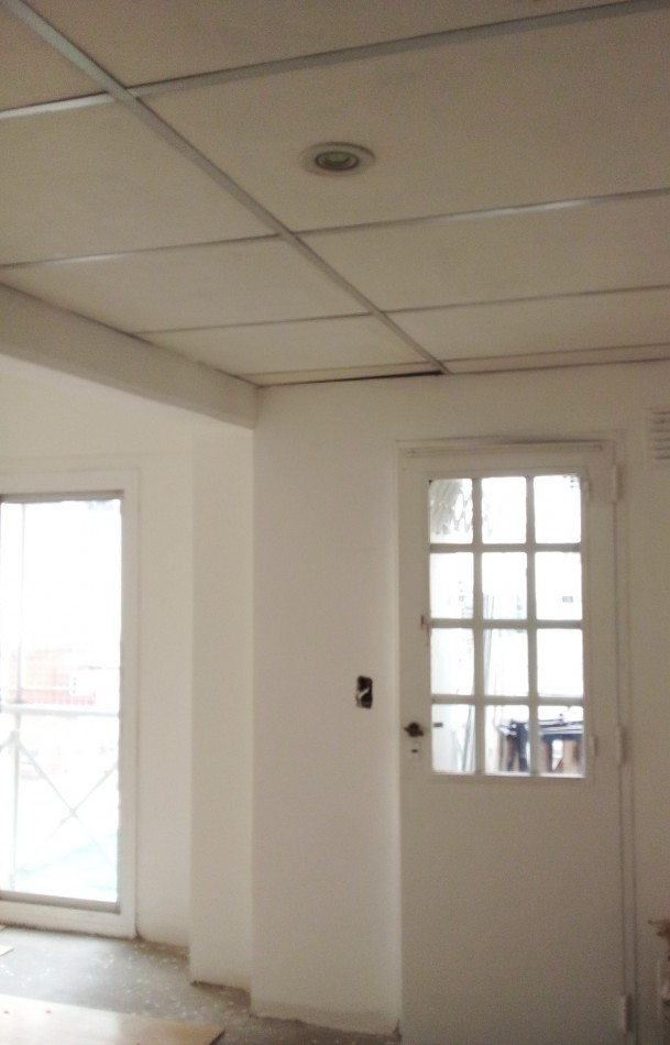 PERON 4100, VENTA 2 AMB A NUEVO