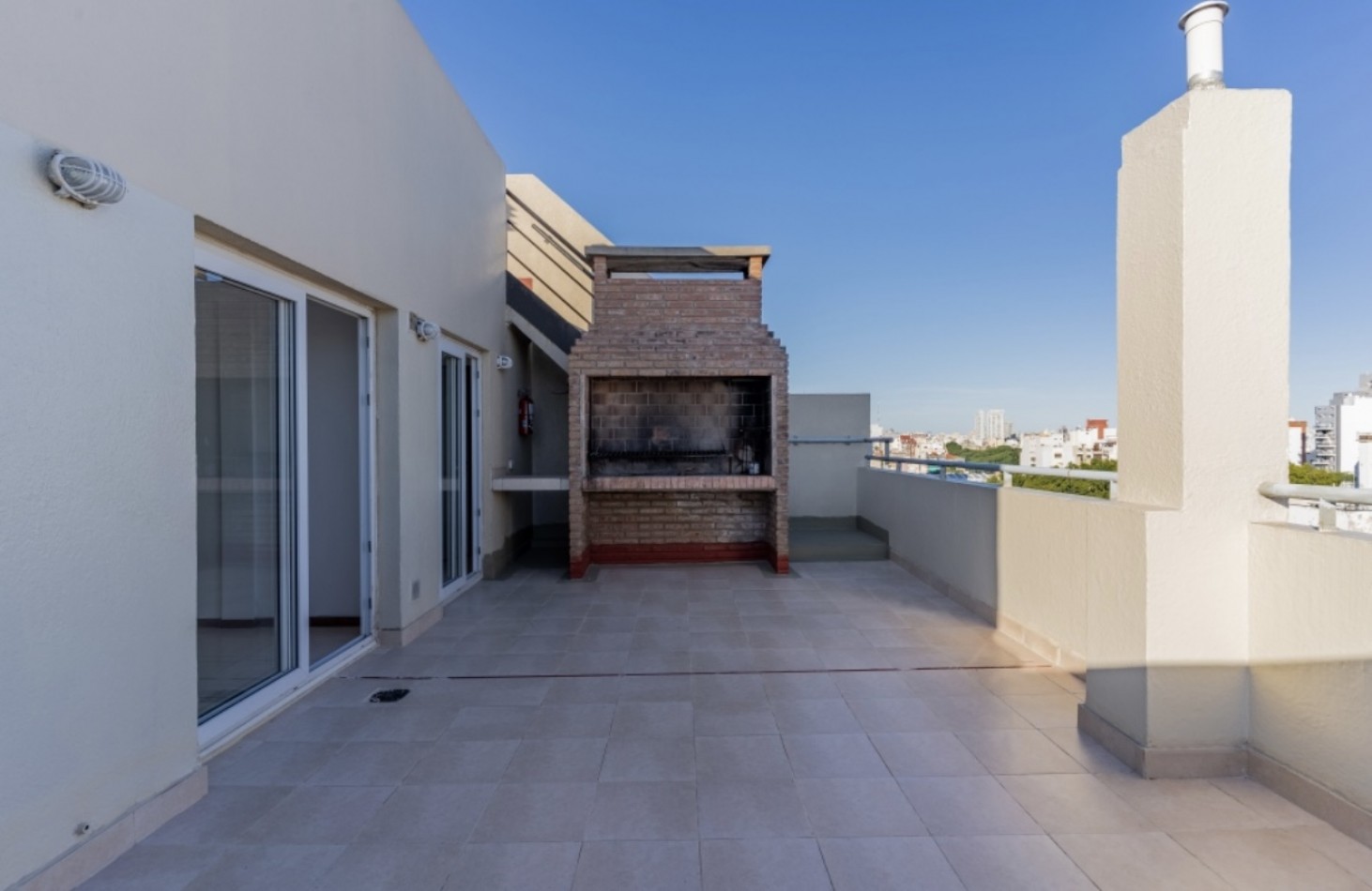 LUIS VIALE 2000, VENTA DEPARTAMENTO DE UN AMBIENTE 