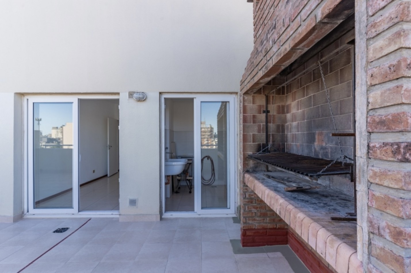 LUIS VIALE 2000, VENTA DEPARTAMENTO DE UN AMBIENTE 