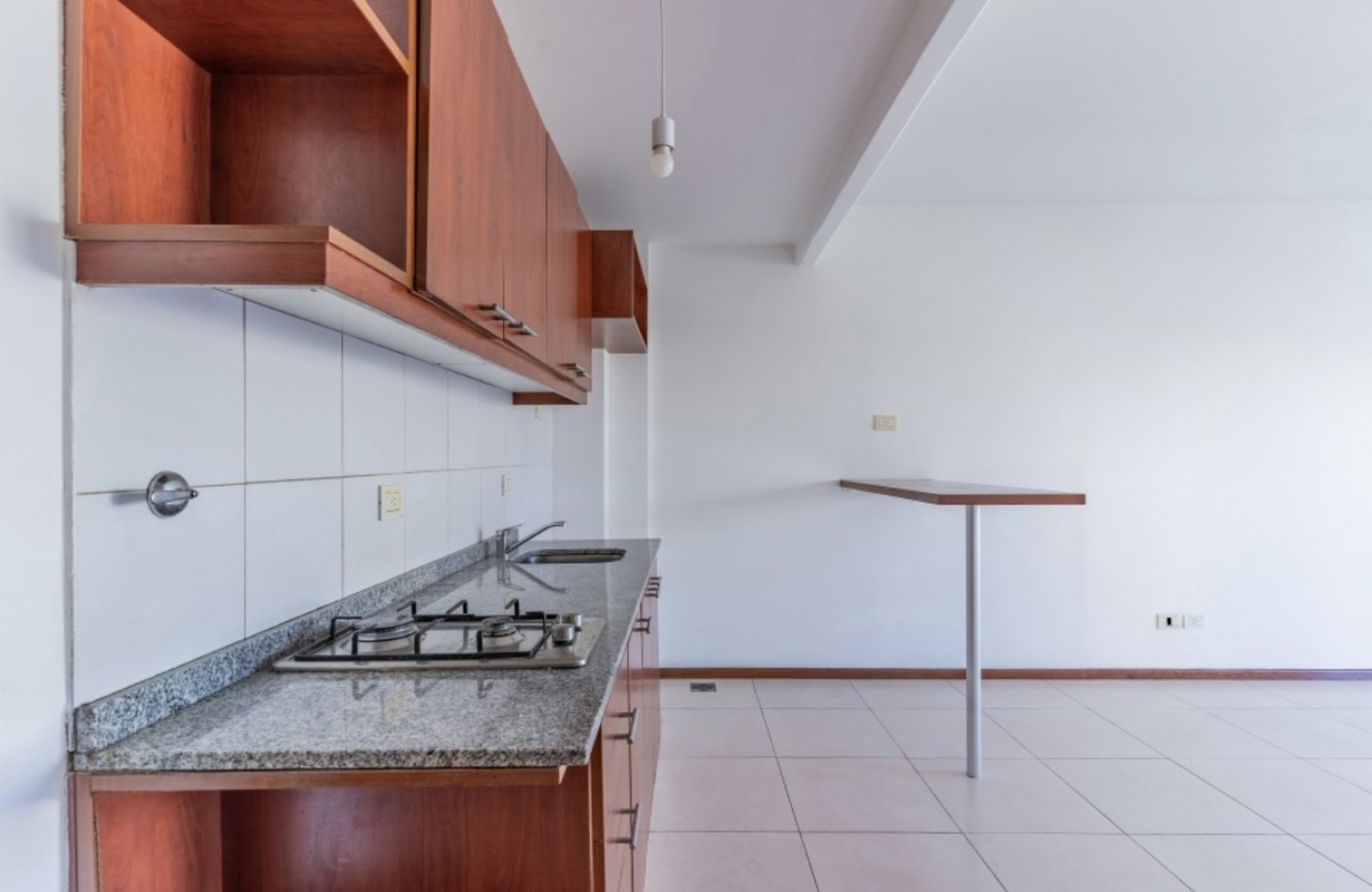 LUIS VIALE 2000, VENTA DEPARTAMENTO DE UN AMBIENTE 