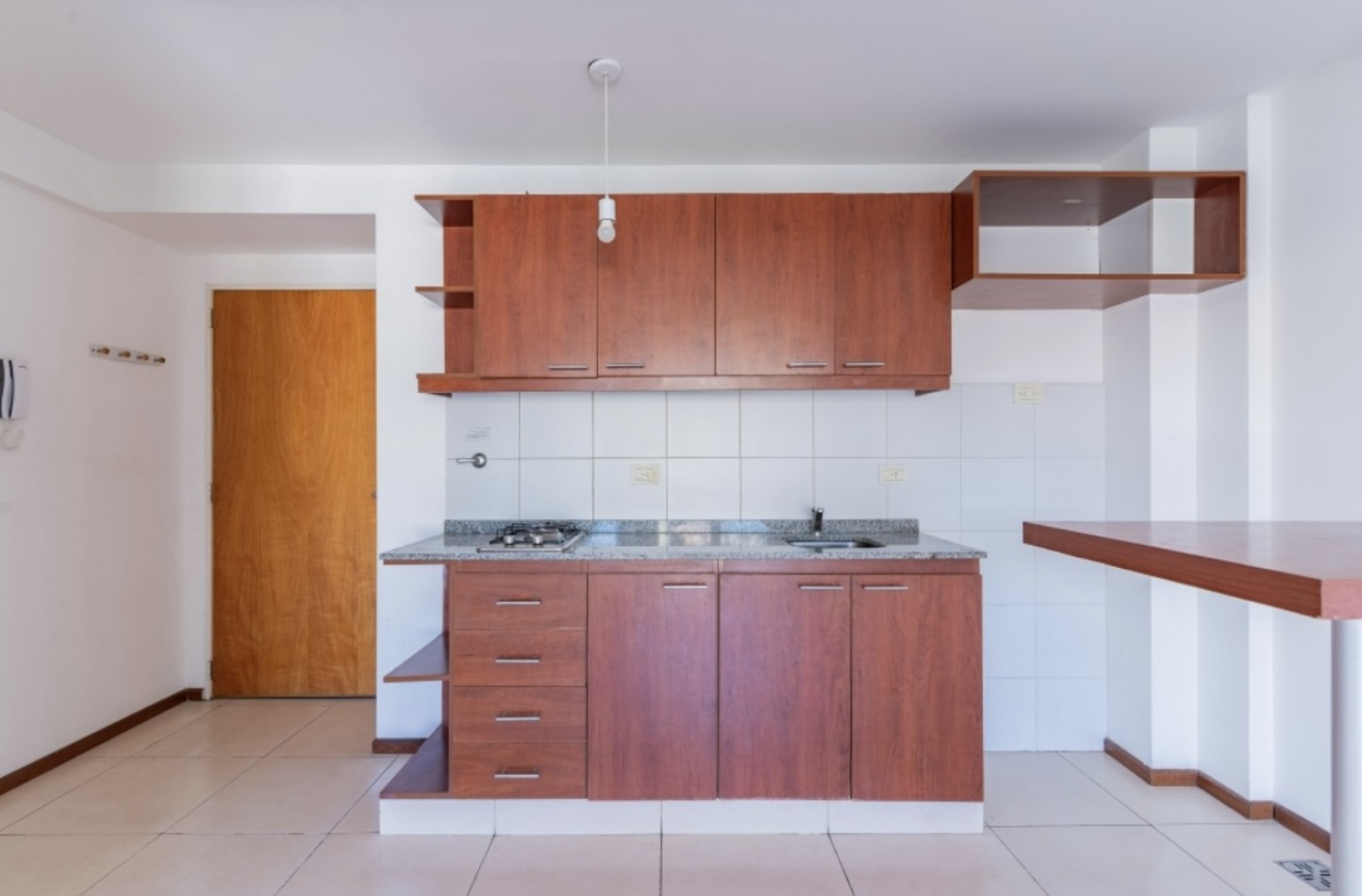 LUIS VIALE 2000, VENTA DEPARTAMENTO DE UN AMBIENTE 