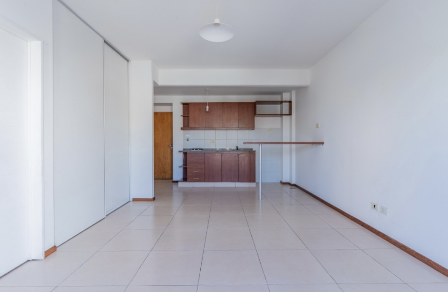 LUIS VIALE 2000, VENTA DEPARTAMENTO DE UN AMBIENTE 