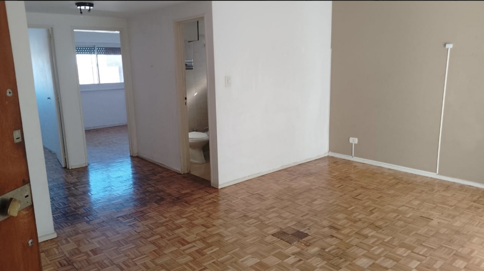 QUIRNO 100, VENTA DEPARTAMENTO DE TRES AMBIENTES